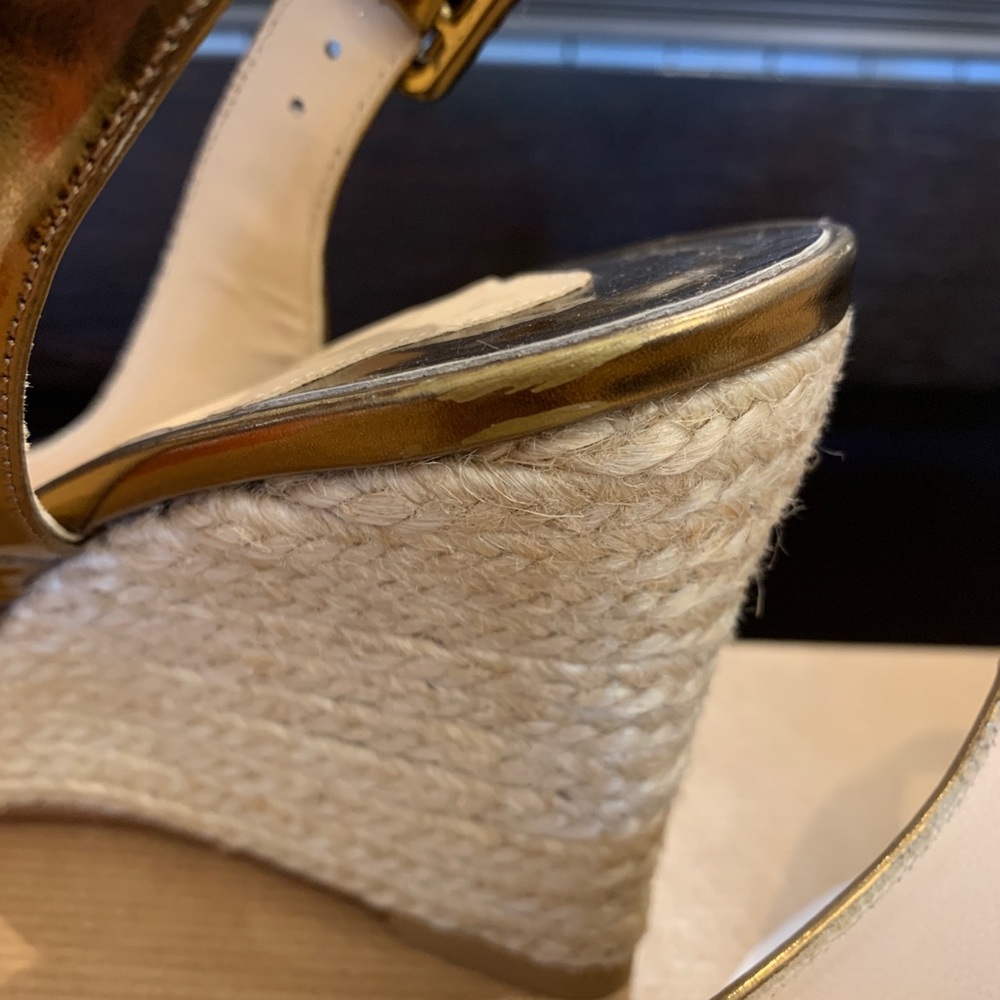 🚫SOLD🚫 💯Auth Christian Louboutin Bronze Wedge - Picture 7 of 8